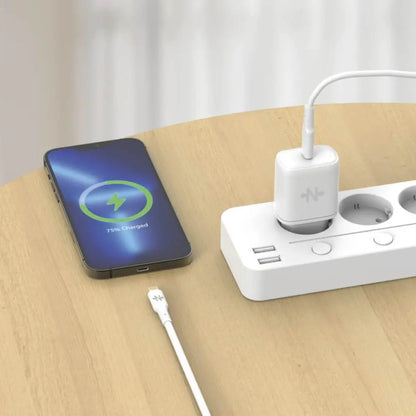 Chargeur Secteur USB-C CONNECT Charge Rapide 25W MC-CBC25W2 avec Câble Data USB-C vers USB-C MC-CCB12 (1m) Blanc