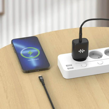 Chargeur Secteur USB-C CONNECT Charge Rapide 25W MC-CNC25W2 avec Câble Data USB-C vers USB-C MC-CCN12 (1m) Noir