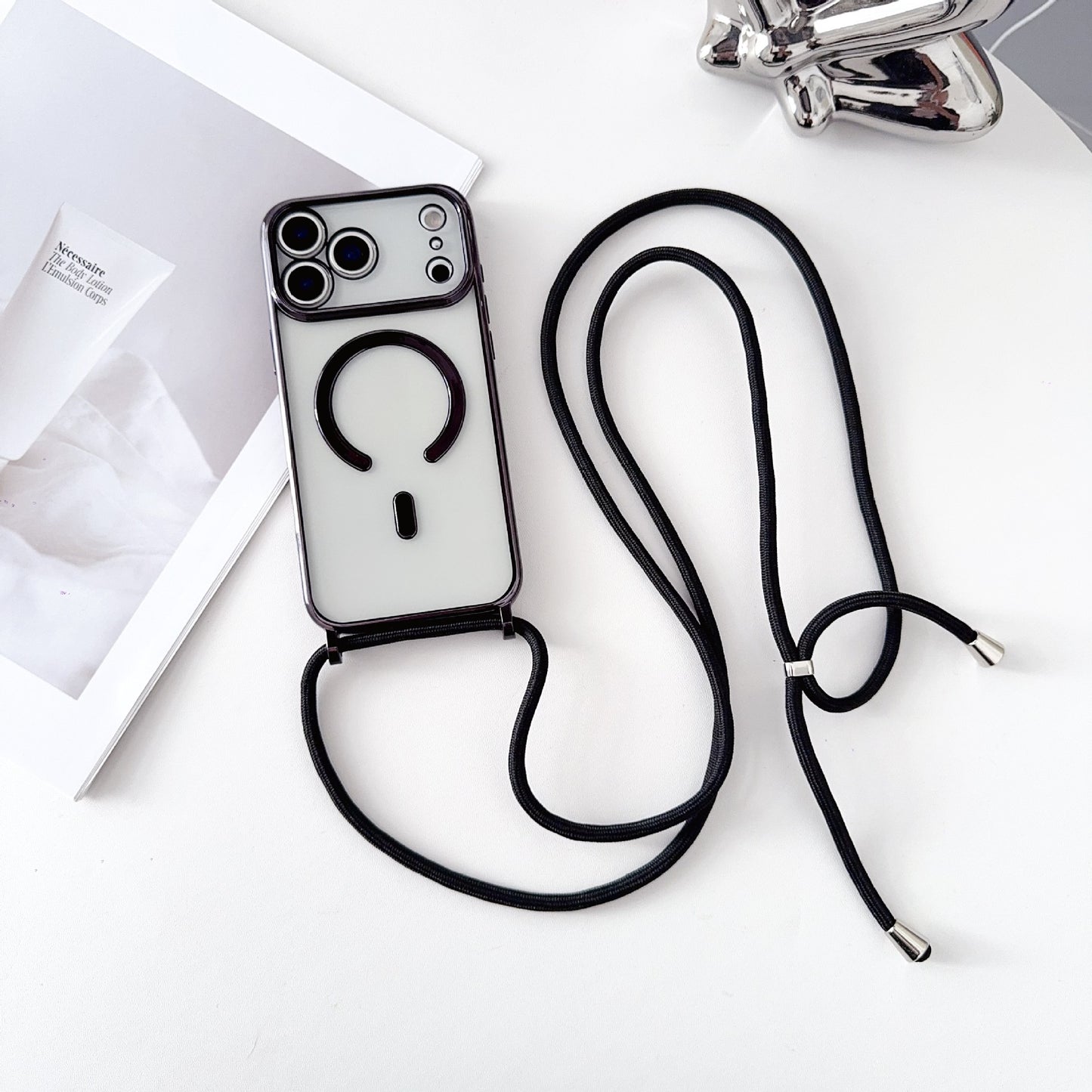 Coque de téléphone avec cordon et recharge sans fil magnétique