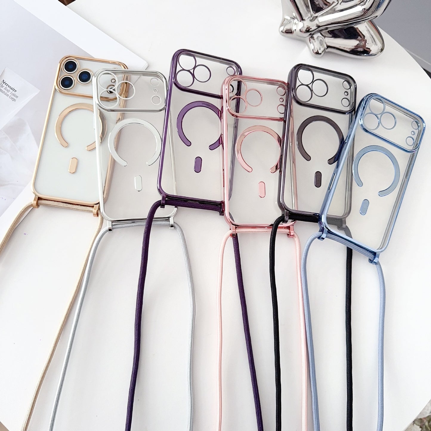 Coque de téléphone avec cordon et recharge sans fil magnétique